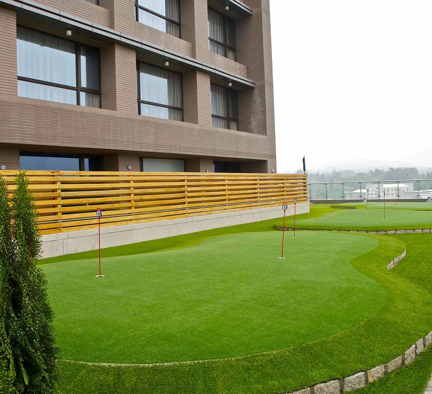 Golden Lake Hotel Цзиньху Экстерьер фото